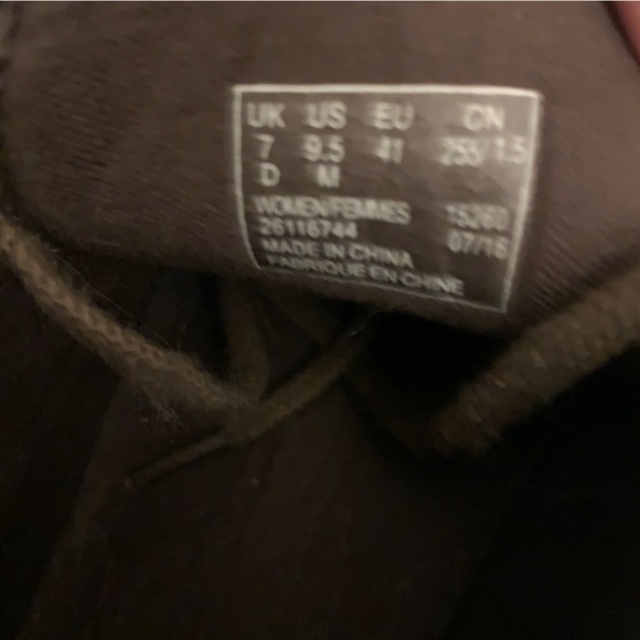 Clarks Desert Boot Women’s Size 9.5 Lace Up Leather - Picture 9 of 9